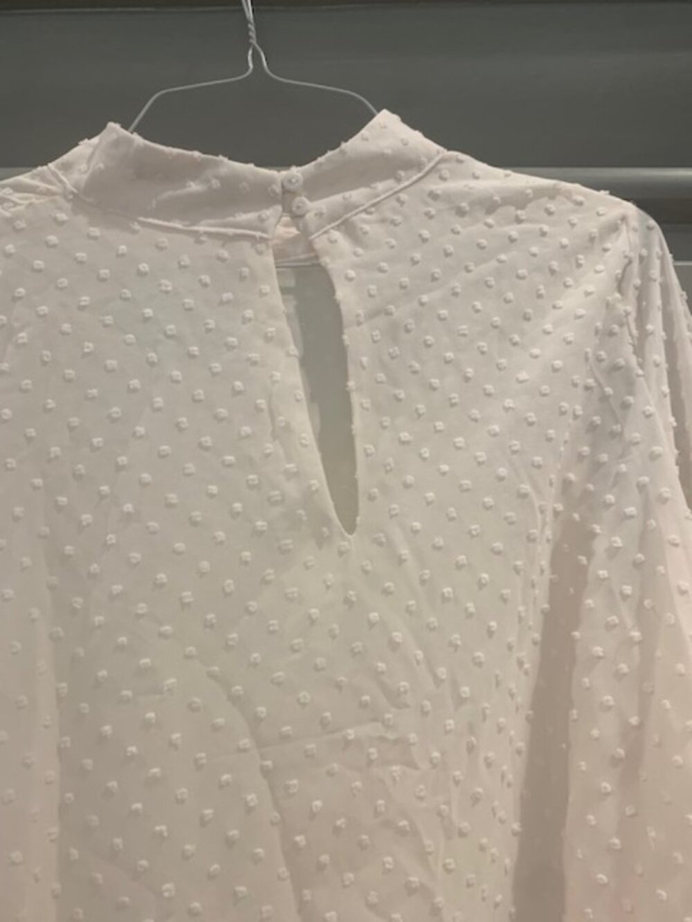 Flowy Blouse - Picture 3 of 4